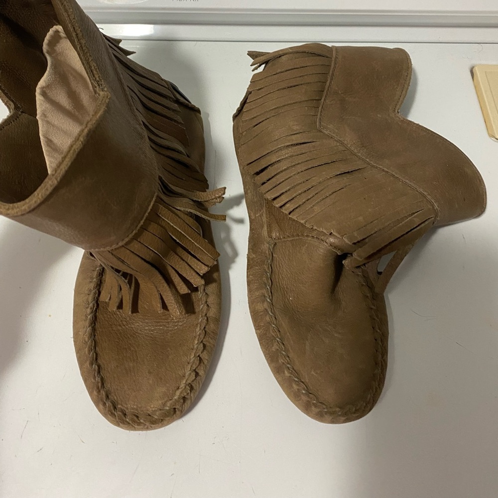 Authentic Manitobah Mukluks - Genuine Leather - Moccasin Womens Booties